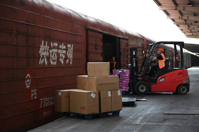 中吉別迭里口岸臨時開放 打開浙江&ldquo;地瓜經(jīng)濟&rdquo;西行新通道