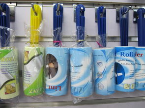 走進義烏商貿城四區 探訪彥博日用品與它的“粘毛滾筒”生意經